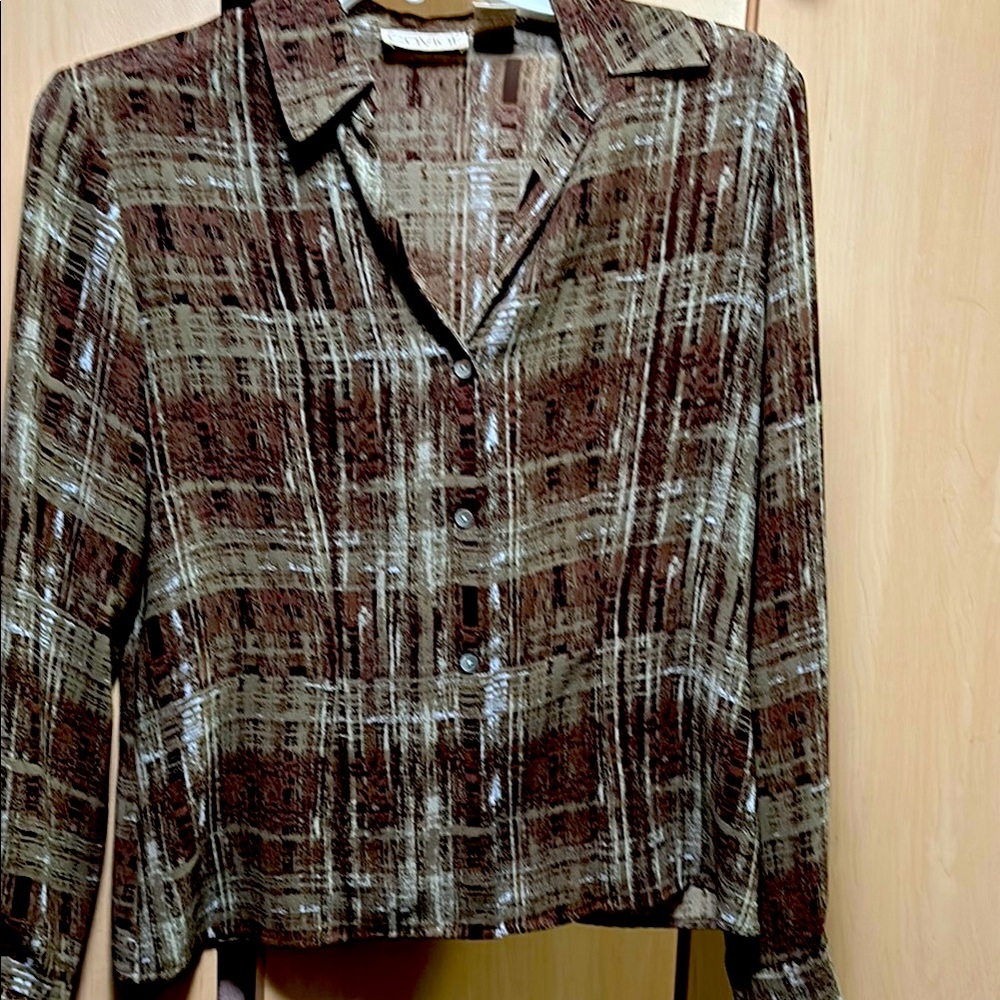 Plaid Button-Up blouse